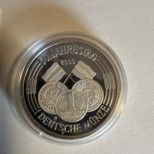 Medaille jahrestag 1 - medaille,
